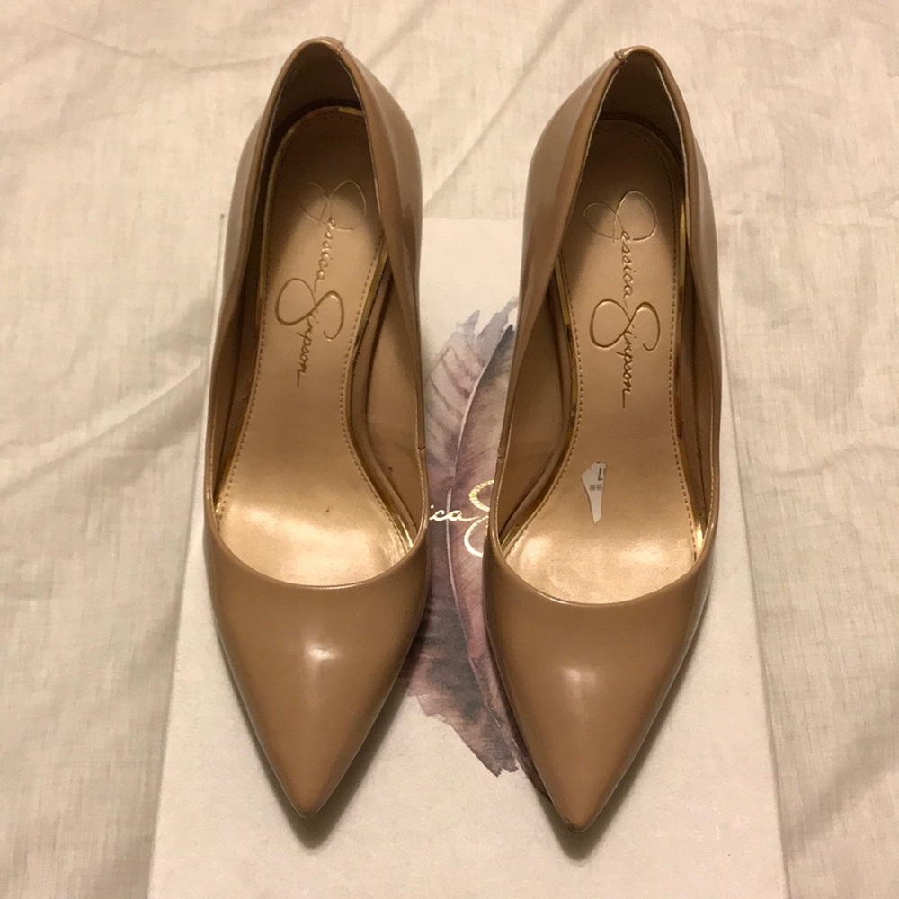 Jessica Simpson Nude Pumps